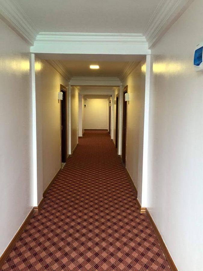 Venus Star Hotel Янгон Екстер'єр фото